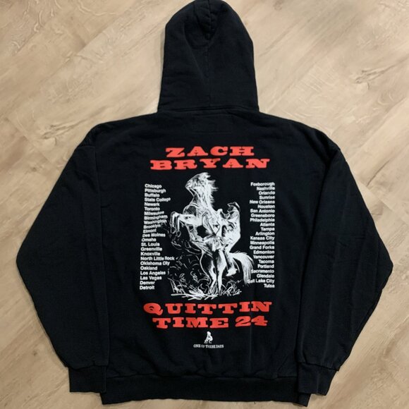 Zach Bryan 2024 The Quittin’ Time Tour Hoodie Size Medium M Black Oversized - Picture 4 of 7
